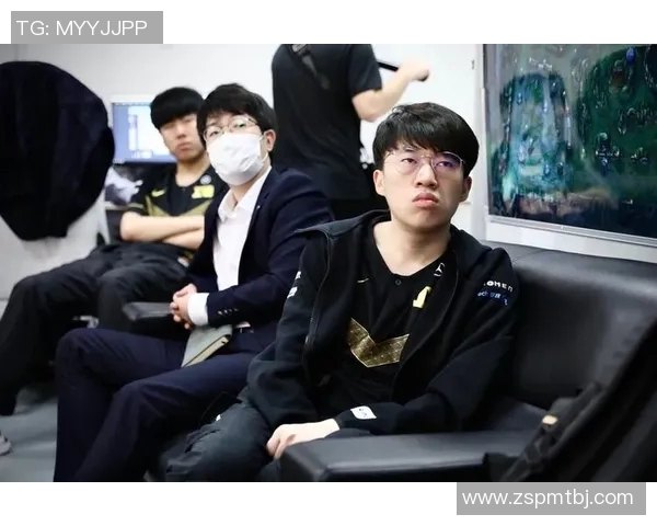 电竞新闻深入分析RNG战队边路渗透打法的战术精髓与实战应用